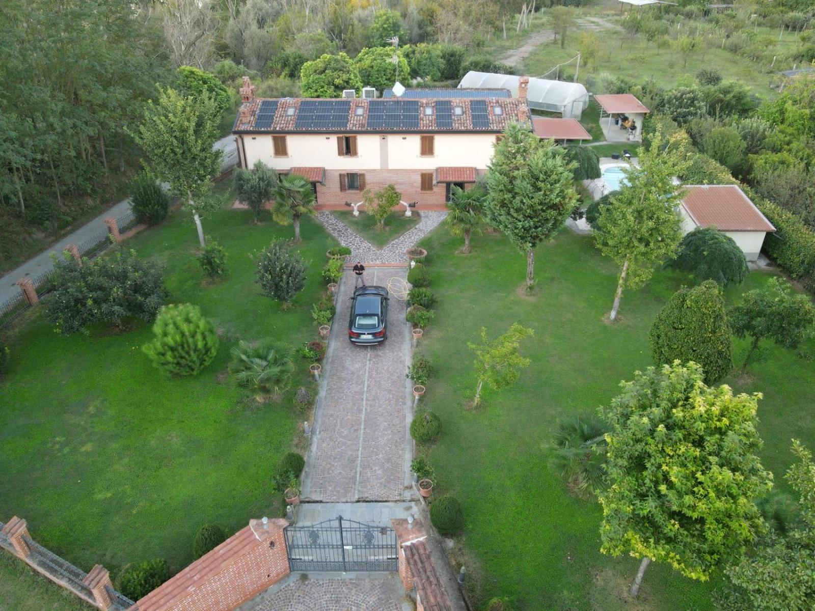 Oasi Del Po Apartment Monticelli d'Ongina Bagian luar foto