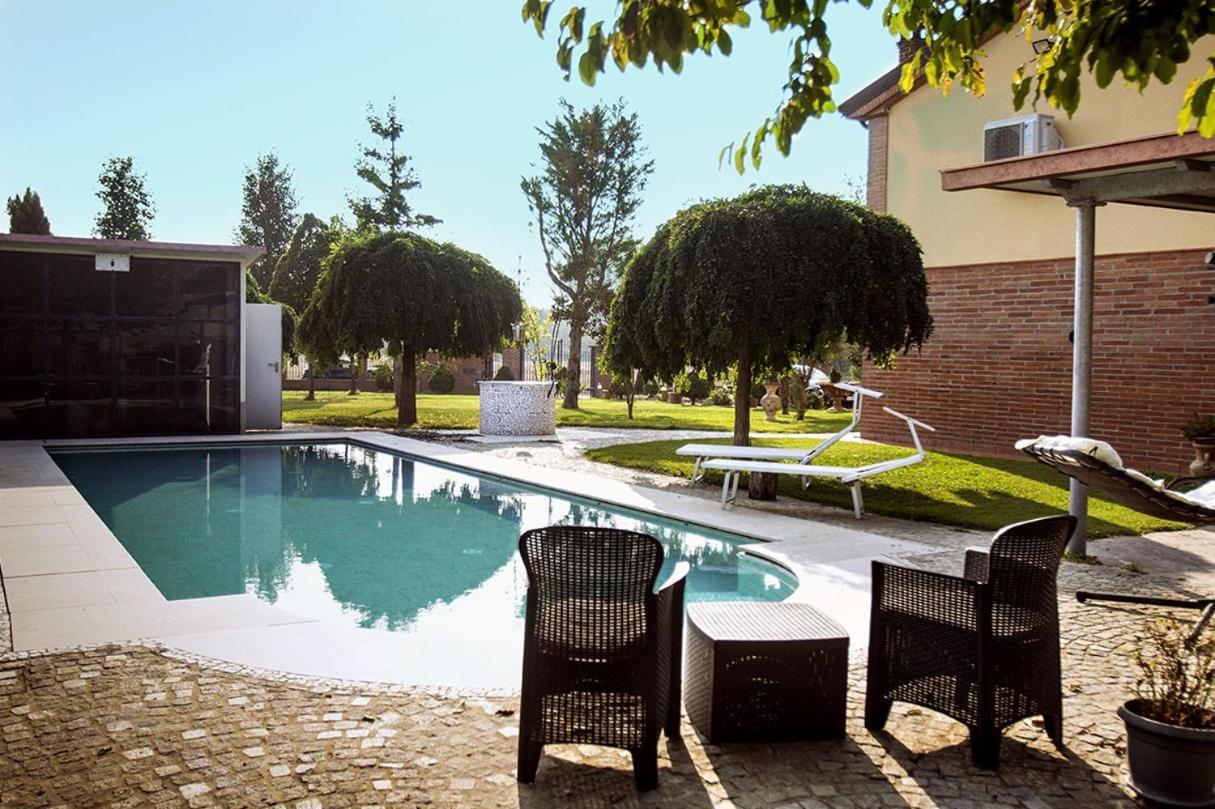 Oasi Del Po Apartment Monticelli d'Ongina Bagian luar foto